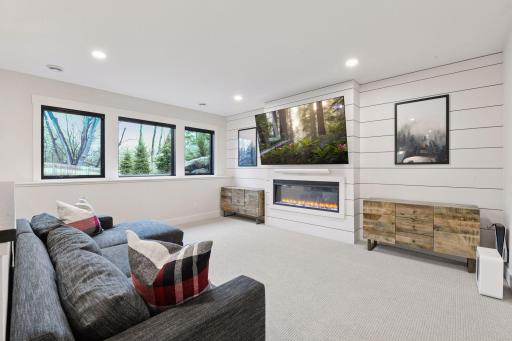 5721 Olinger Road, Edina, MN 55436