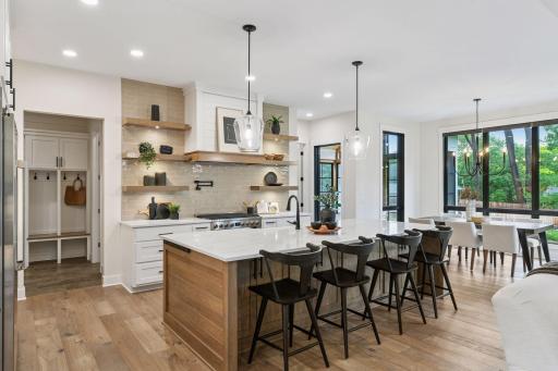 Large center island - perfect for hosting!