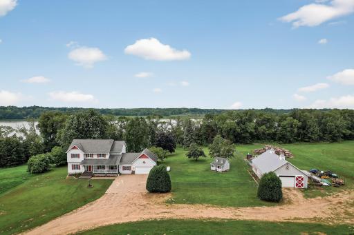 28732 Olympic Trail, Lindstrom, MN 55045