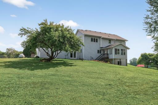 28732 Olympic Trail, Lindstrom, MN 55045