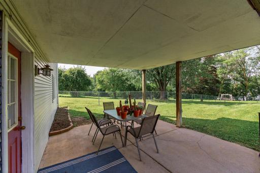 28732 Olympic Trail, Lindstrom, MN 55045