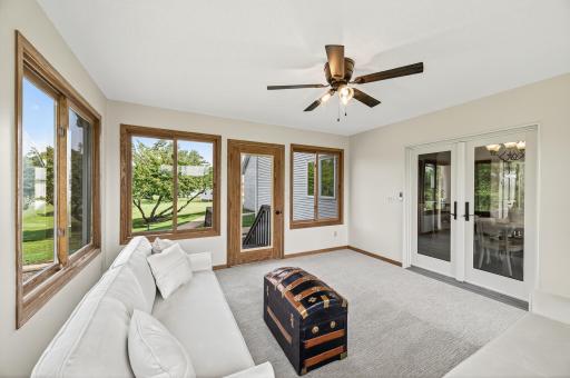 28732 Olympic Trail, Lindstrom, MN 55045