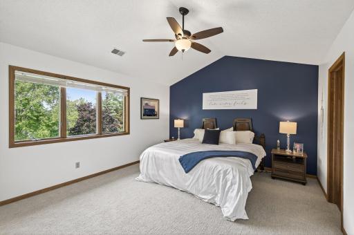 28732 Olympic Trail, Lindstrom, MN 55045