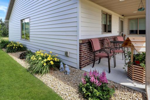Beautifully landscaped all the way around..jpg