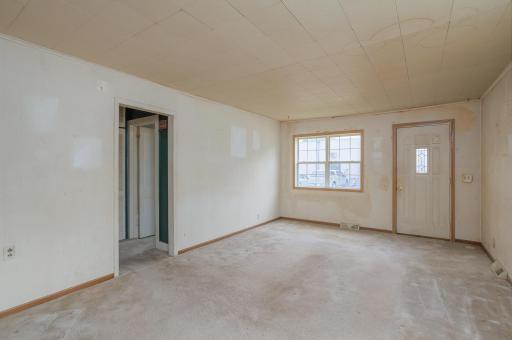 607 Saint Johns Avenue, Red Lake Falls, MN 56750