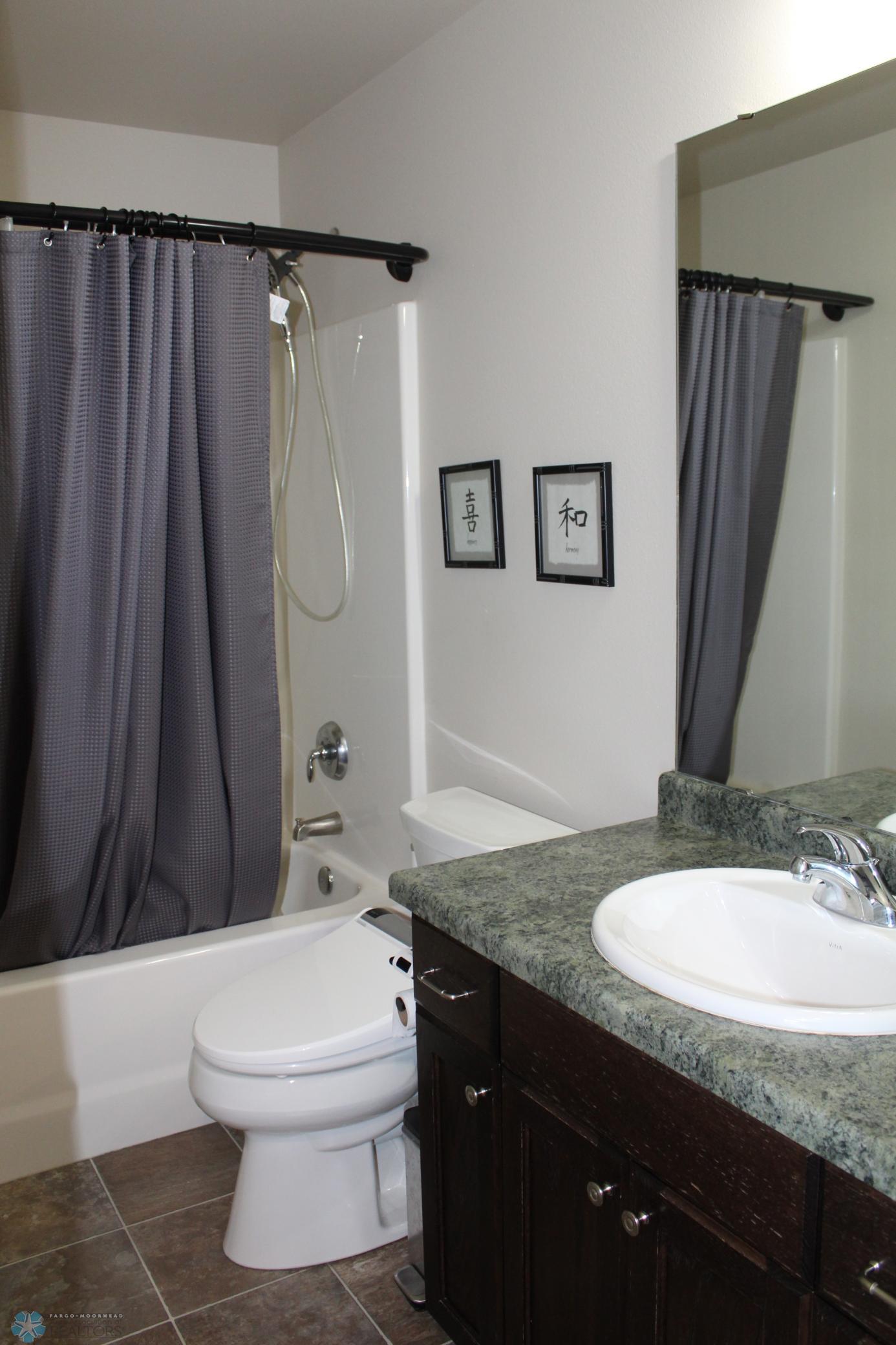 Upper level full bath