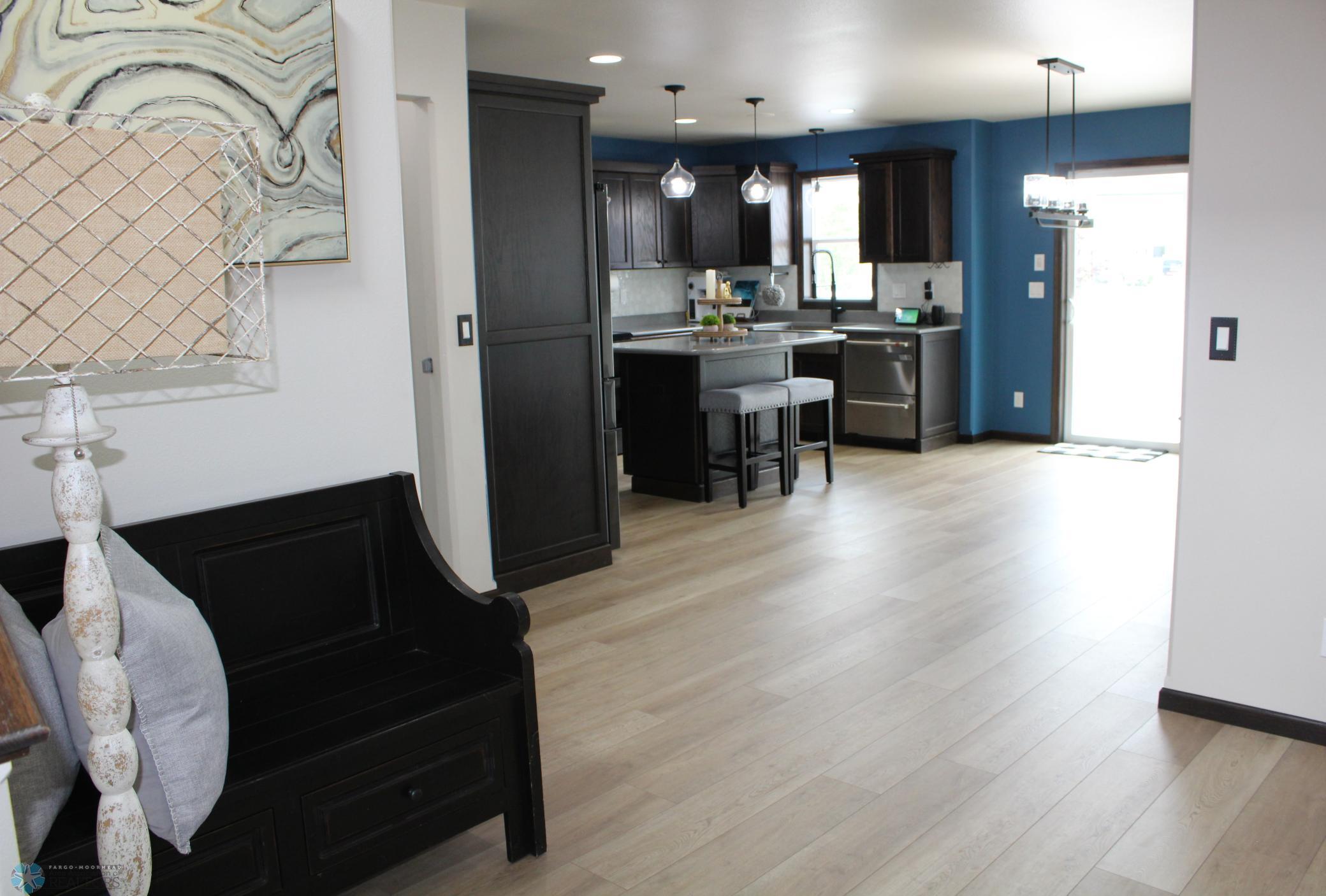 Kitchen-NEW flooring