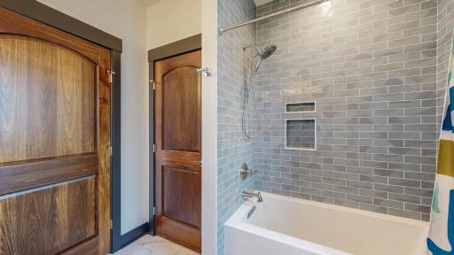 5 bed 4 bath home for sale on Somerby Golf Course 1007 Southwell Enclave NE Byron MN 55920