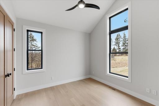 2682 Lakeview Court, Little Canada, MN 55117