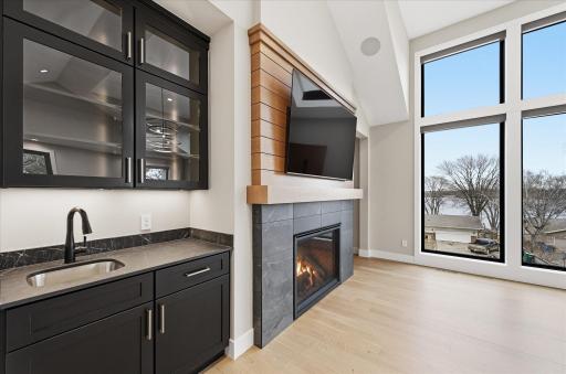 2682 Lakeview Court, Little Canada, MN 55117