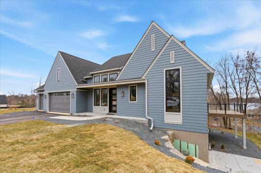 2682 Lakeview Court, Little Canada, MN 55117