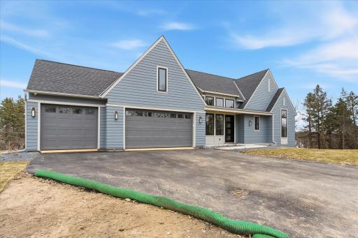 2682 Lakeview Court, Little Canada, MN 55117