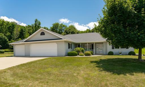 320 Northern Hills Trail, Saint Charles, MN 55972