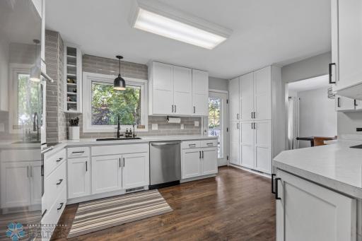 2458 W Country Club Drive S, Fargo, ND 58103