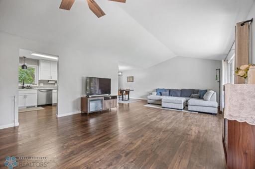 2458 W Country Club Drive S, Fargo, ND 58103