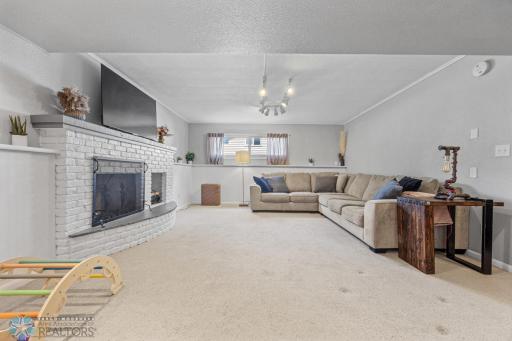 2458 W Country Club Drive S, Fargo, ND 58103