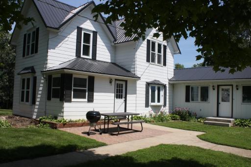 10698 625th Avenue, Emmons, MN 56029