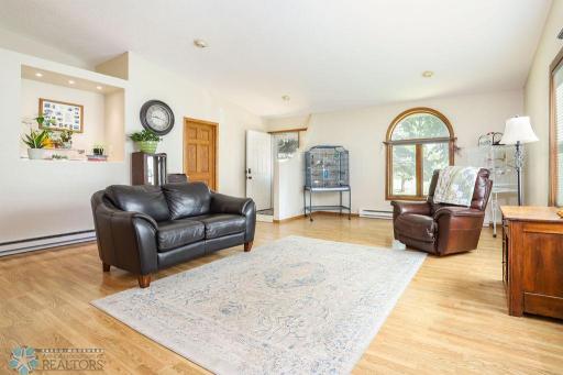 1830 5th Avenue S, Fargo, ND 58103
