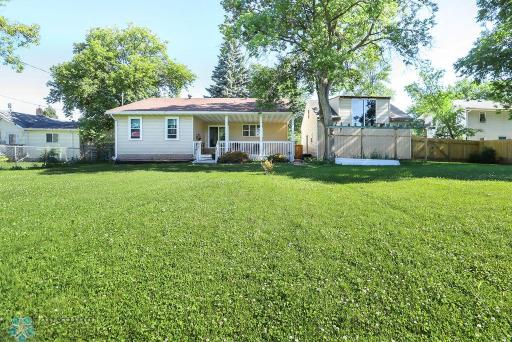 1830 5th Avenue S, Fargo, ND 58103