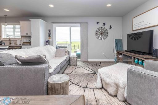 1158 Highland Lane W, West Fargo, ND 58078
