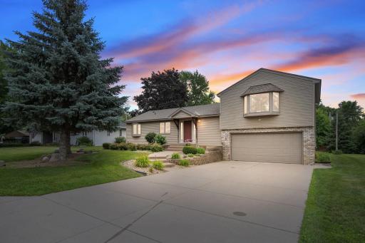 1238 Shryer Avenue E, Saint Paul, MN 55109