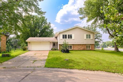 3401 74th Circle N, Minneapolis, MN 55443