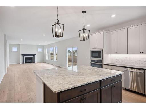 1545 Philipp Way, Shakopee, MN 55379