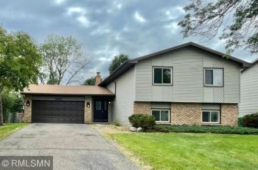 7808 Dupont Avenue N, Minneapolis, MN 55444