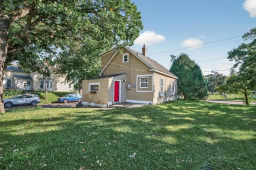 933 Front Avenue, Saint Paul, MN 55103