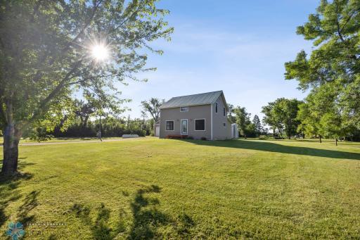 352 5th Avenue, Walcott, ND 58077