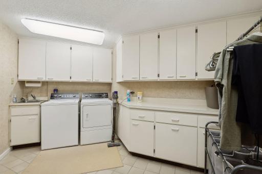 7119 Antrim Court - Spacecrafting - 0061.jpg
