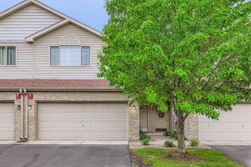 179 stallion lane - Web Quality - 001 - 01 Exterior Front.jpg