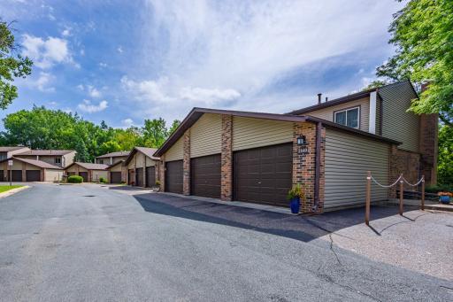 2442 Mendelssohn Lane N, 430, Minneapolis, MN 55427