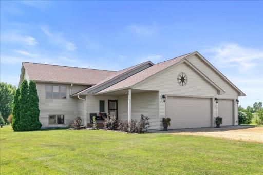 1371 212th Avenue, New Richmond, WI 54017