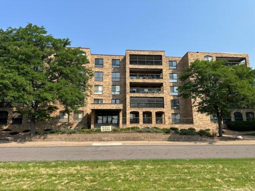 2221 Youngman Avenue, 503, Saint Paul, MN 55116