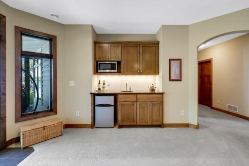 10747 202nd Street W, Lakeville, MN 55044
