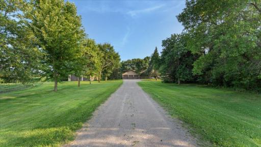 21901 Vista Road, Hutchinson, MN 55350
