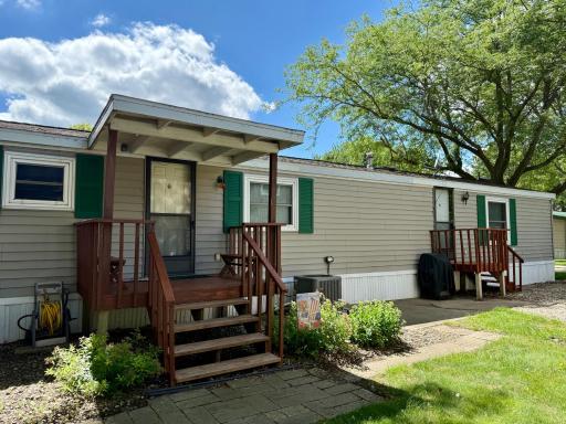 14 Silver's Resort, Elysian, MN 56028