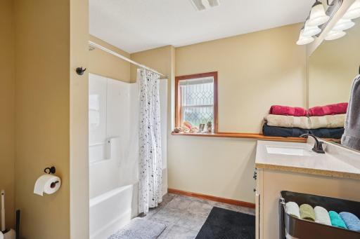 82 Coach Light Drive, Hudson, WI 54016