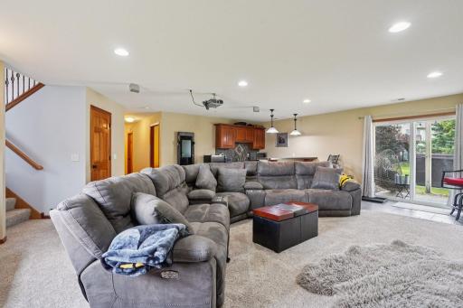82 Coach Light Drive, Hudson, WI 54016