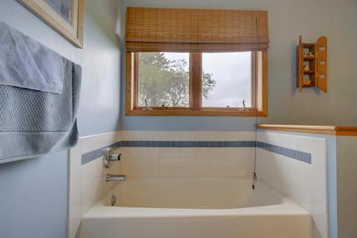 26825 German Road, Belle Plaine, MN 56011