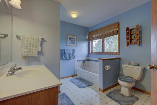 26825 German Road, Belle Plaine, MN 56011