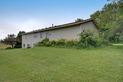 26825 German Road, Belle Plaine, MN 56011