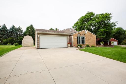 12115 50th Avenue N, Plymouth, MN 55442