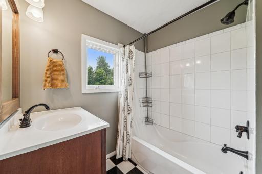 18160 Echo Avenue, Faribault, MN 55021
