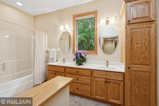 5789 Cherry Lane, Cannon Falls, MN 55009