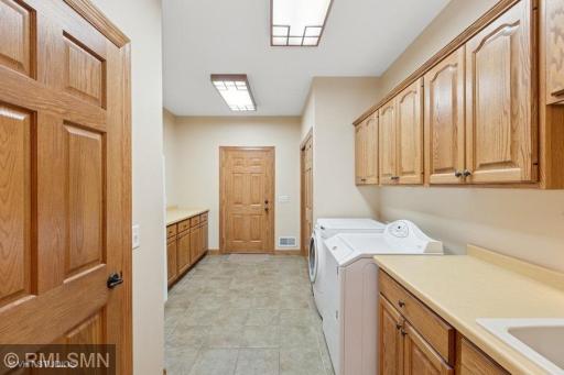 5789 Cherry Lane, Cannon Falls, MN 55009