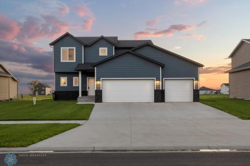 10159 Burgundy Drive, Horace, ND 58047