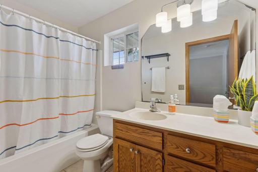 1850 Nevada Avenue S, Minneapolis, MN 55426