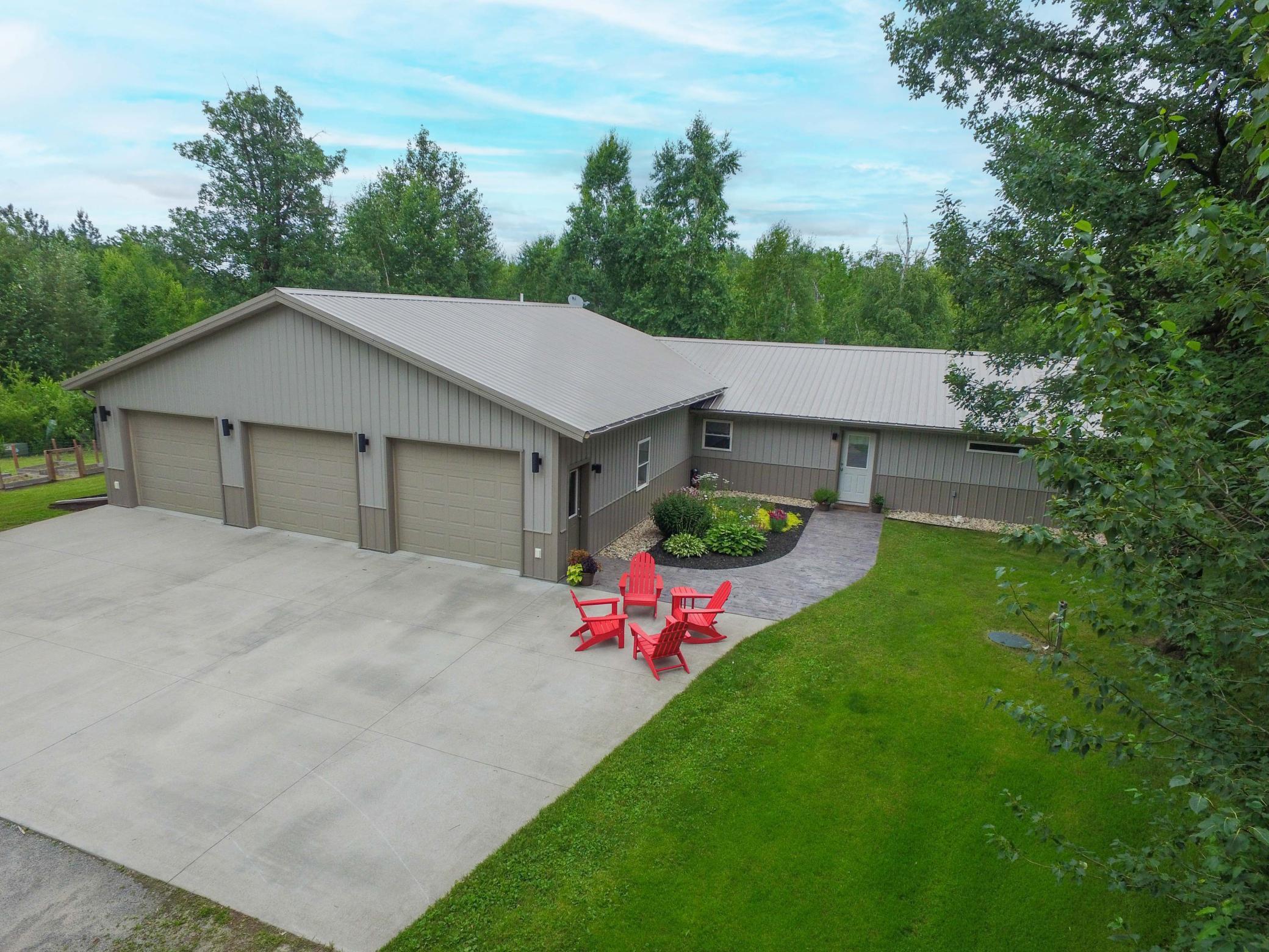 1389 Birch Circle NW, Baudette, MN 56623